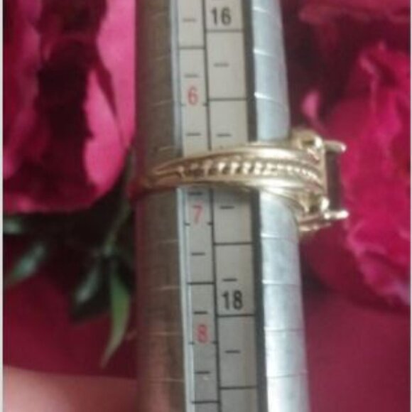 10K Yellow Gold BLUE IOLITE RING, DETAILED  💍💍 - Picture 6 of 7